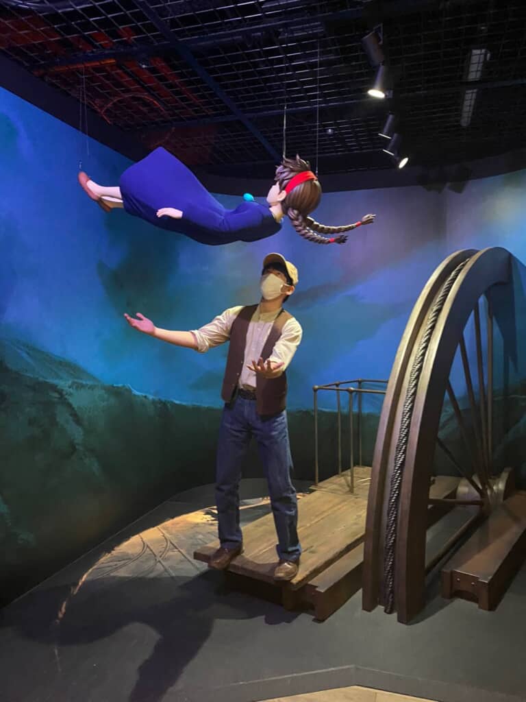 完全にパズーになりきっています