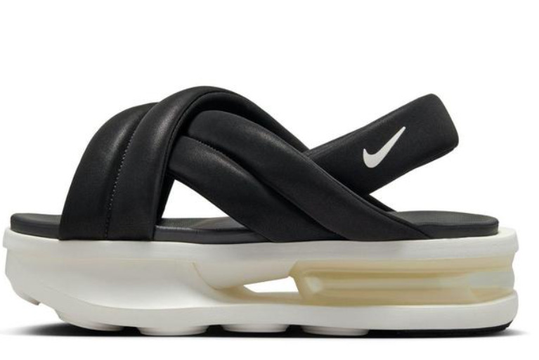 ナイキ 「AIR MAX ISLA (アイラ)SANDAL」