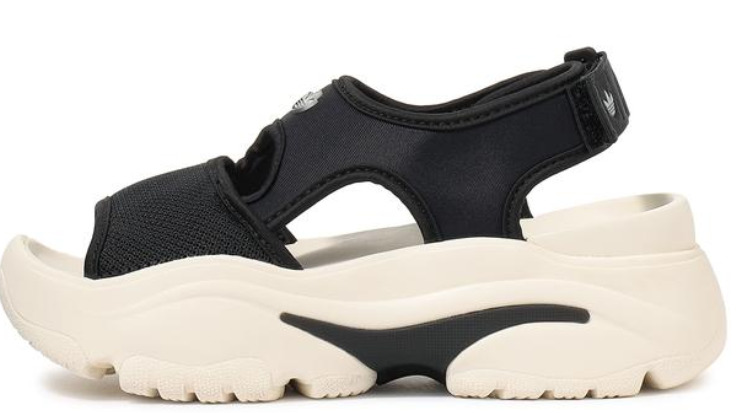 アディダス「OZGAIA(オズガイア) SANDAL」