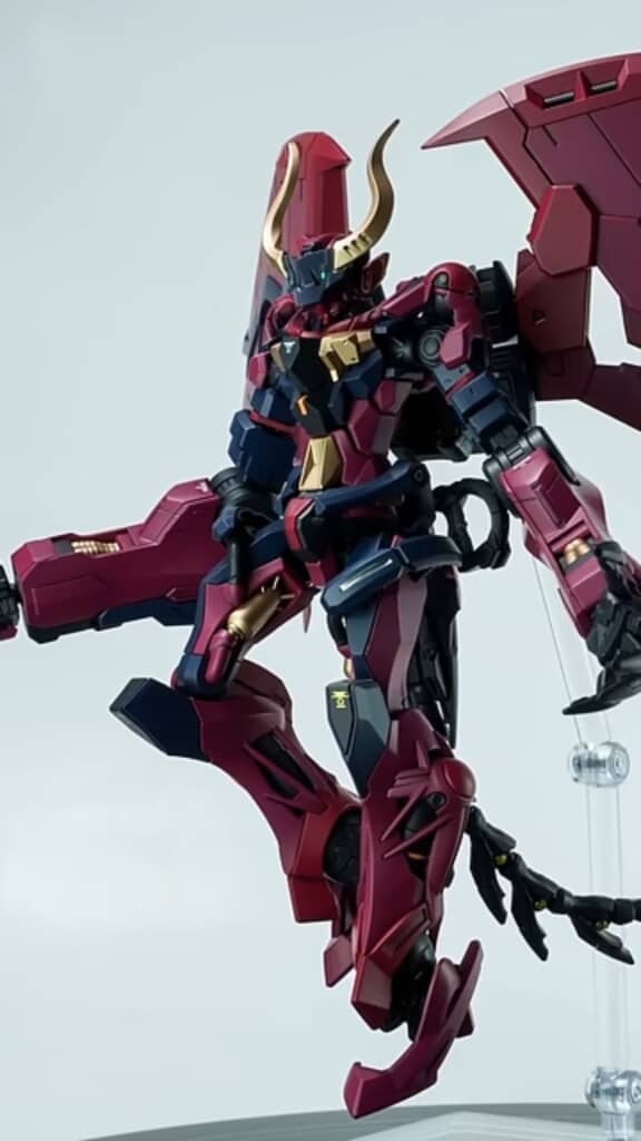 赤紫を基調とした魔改造後のジークアクス