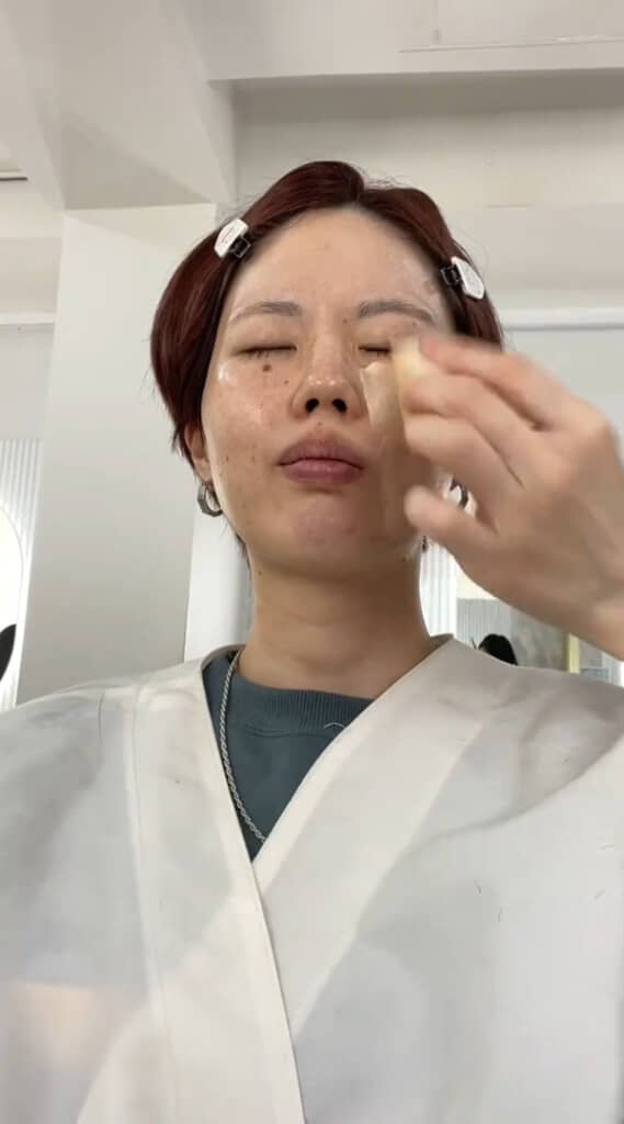 メイクがスタート