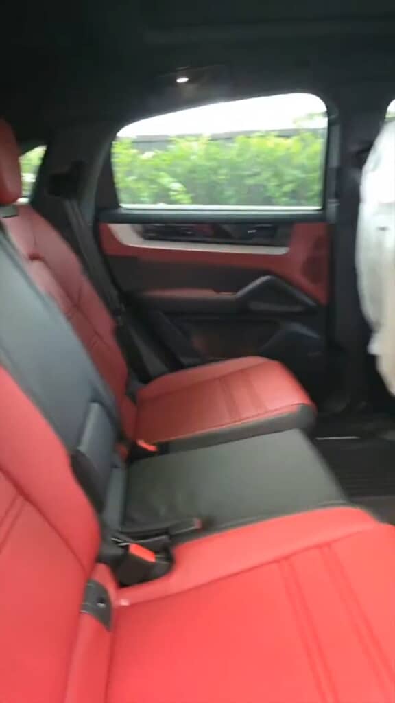 与沢翼が購入したポルシェ「カイエン S Eハイブリッド クーペ」