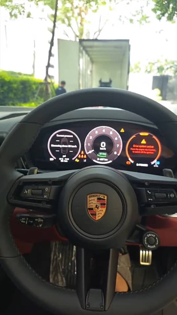 与沢翼が購入したポルシェ「カイエン S Eハイブリッド クーペ」