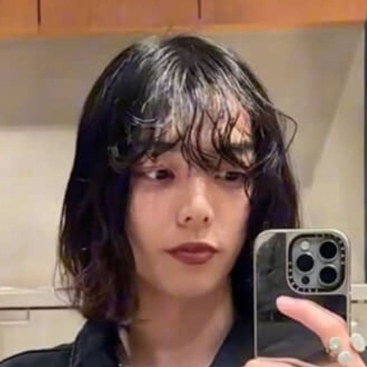 キュートな黒髪ボブ男子→5時間かけてイメチェンしたら……　「うぐっ、、、やられた」「男の色気が」ギャップにハート撃ち抜かれる人続出 | 美容 ねとらぼ