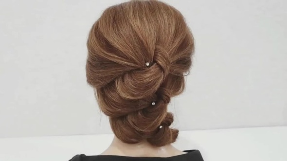 短い髪でもかわいくまとめられる！