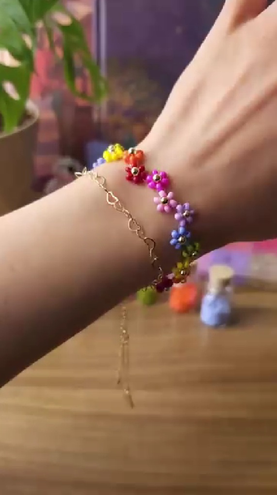 完成したブレスレット