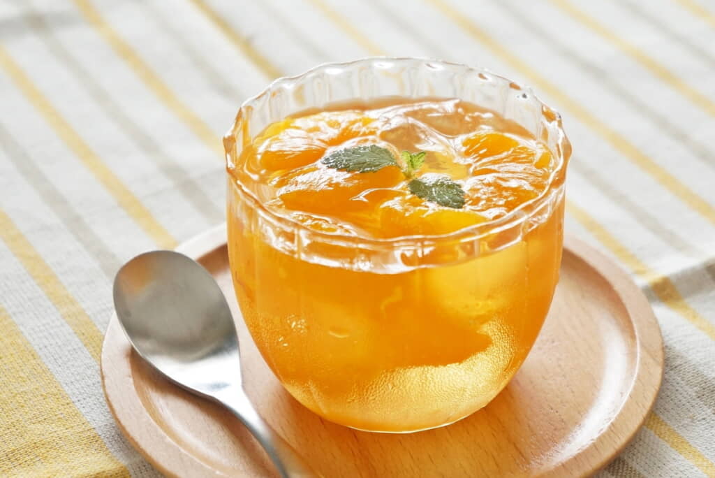 ゼリーじゃ足りない子どもたちに……（出典：PIXTA）