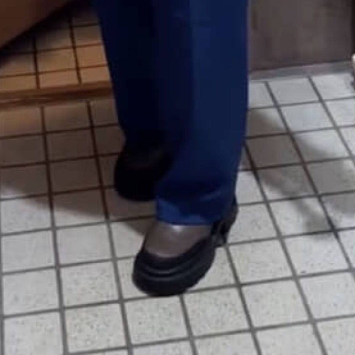 息子夫婦のため、66歳義母が全力でコスプレしたら……　まさかの仕上がりに仰天「上手っ！」「やなせ先生も爆笑してると思う」 | ライフスタイル ねとらぼ