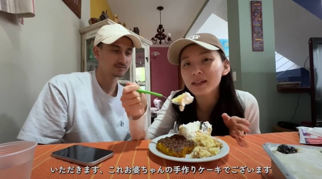 手作りケーキを頂きます