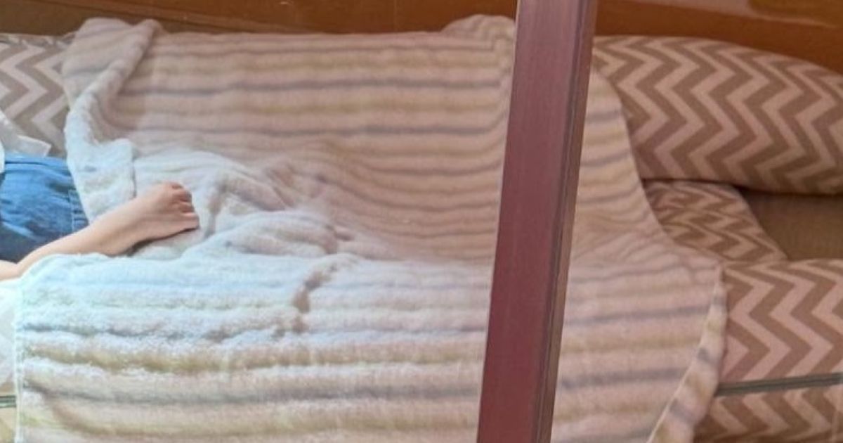 息子を託児所へ迎えに行ったら……　100万表示の“お昼寝姿”にママ仰天　「神々しい」「国宝の一般開放みたい」（1/2） | 育児 ねとらぼ