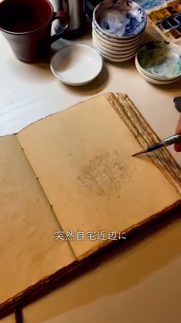 鉛筆で下書き中