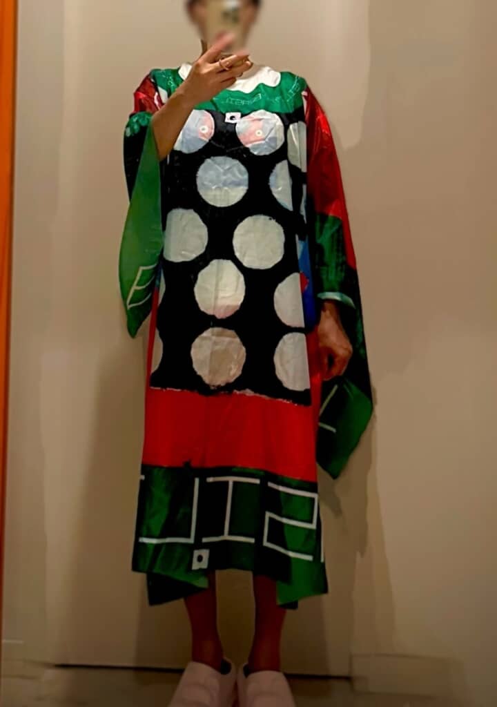 ヒザ下まであるゆったりとしたデザイン