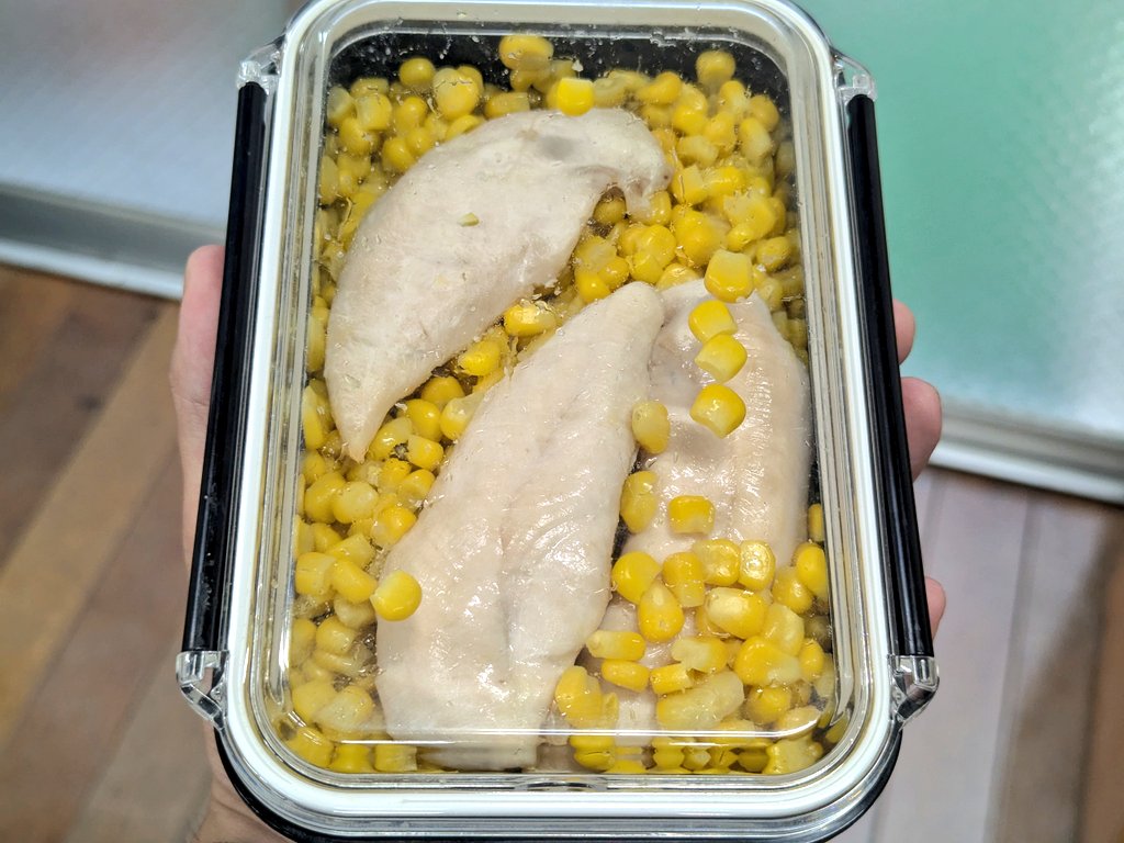 コーンとササミだけの楽園と命名されたお弁当