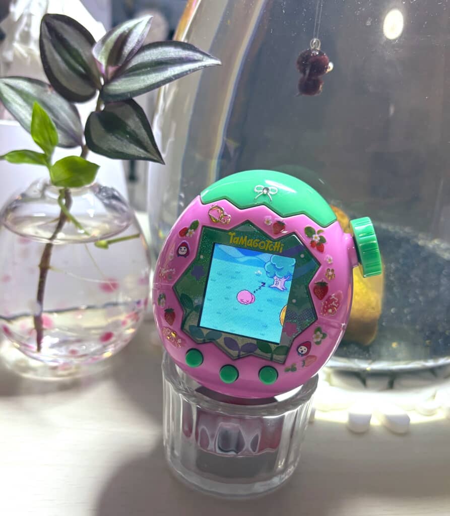 頭のグリーンの部分にリボンを足しました