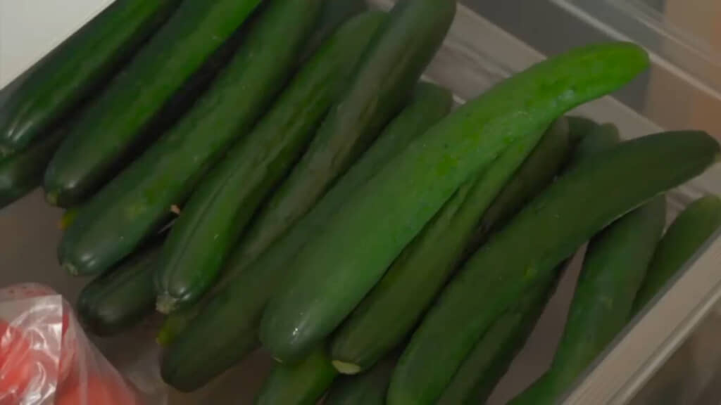 豊作の季節を迎えるきゅうりを使った簡単レシピを紹介