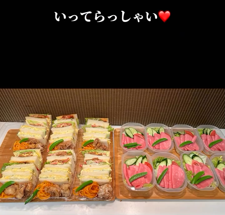 サラダも詰めて完成！