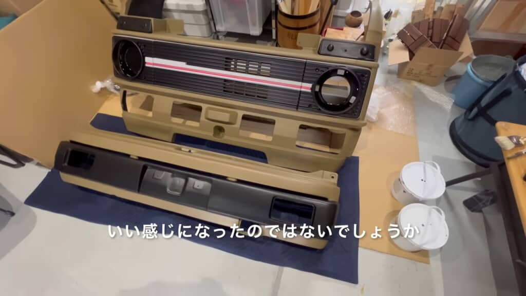 妻のオーダーに応えてきれいに塗り分け。マスキングうまっ