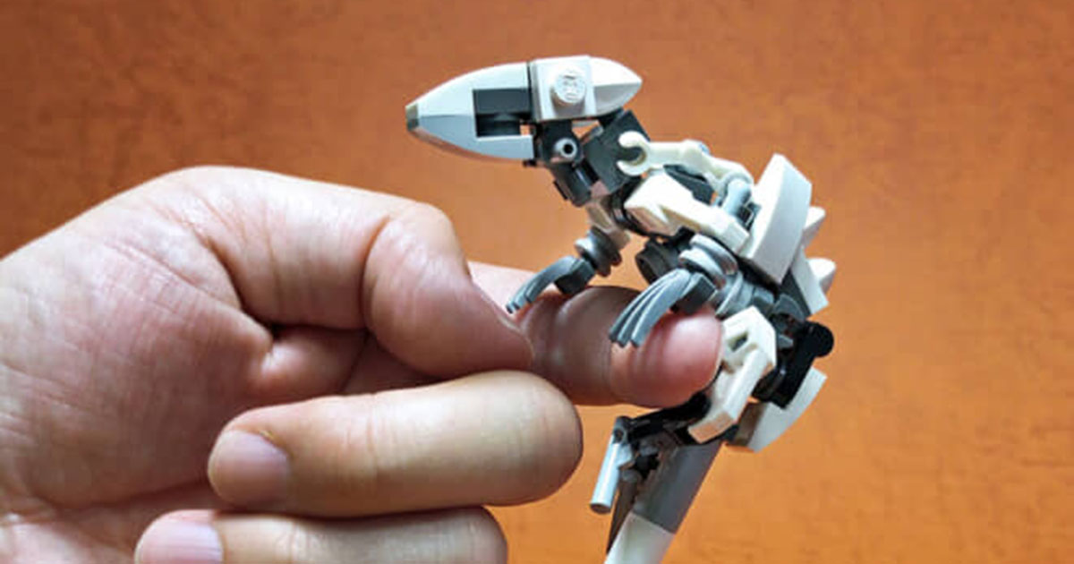 レゴで作った“小さな生き物”→努力を続けて8年後……「おお!!!!」　現在の作品に驚き　「マジで写真かと思った」（1/2） | カルチャー・アート ねとらぼ