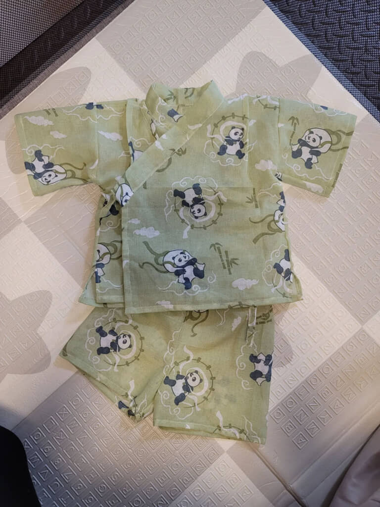 パンダ柄の甚平