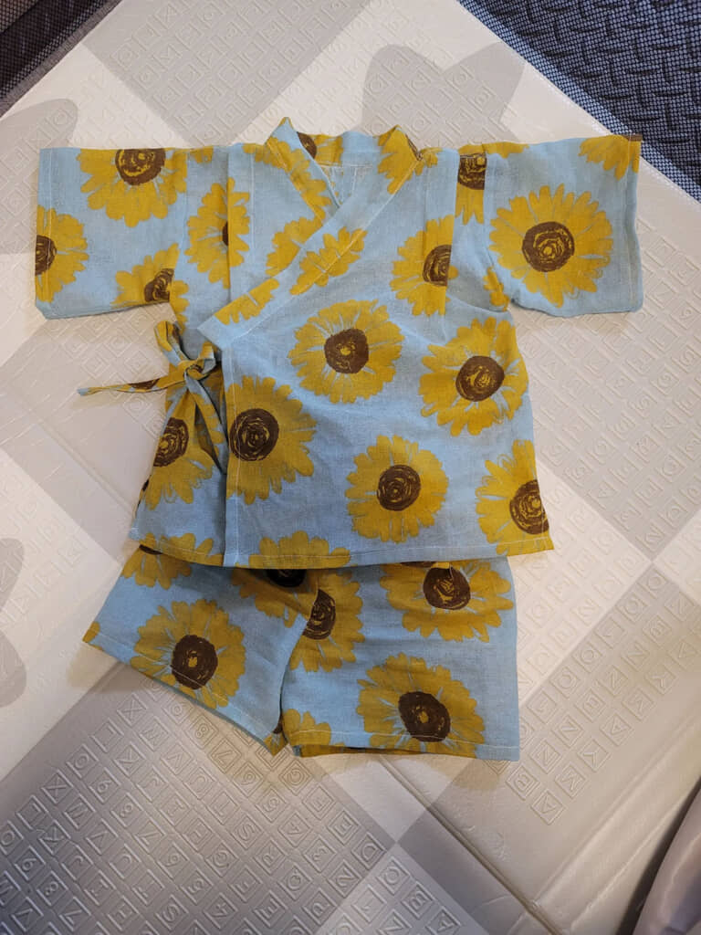 ヒマワリ柄の甚平