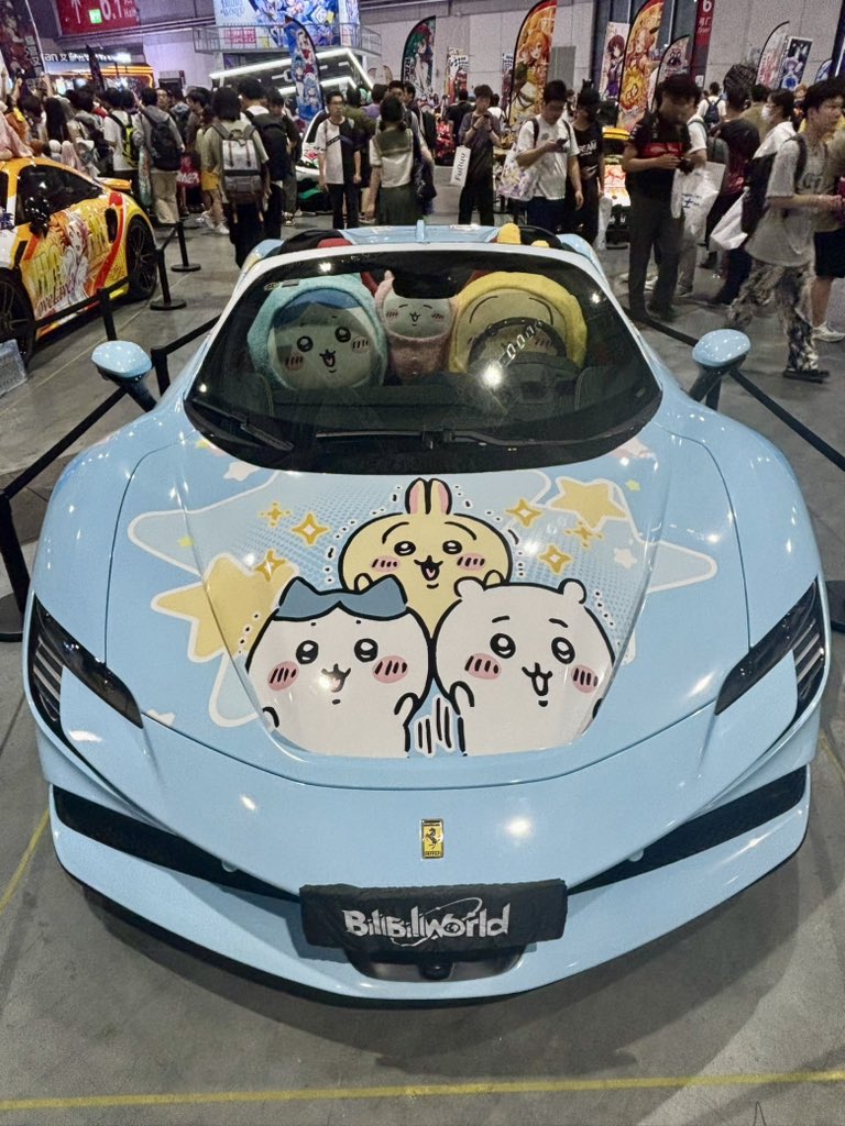 ちいかわフェラーリがまさかの誕生！