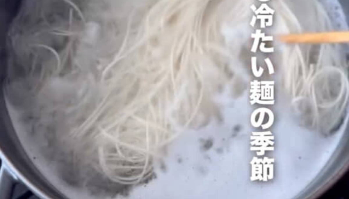 お弁当に入れると取りにくくなるそうめん、100円ショップのアイテムを使うだけで……「天才！」　目からウロコの仕上がりが640万再生「すごーい、今度やろ！」（1/3） | グルメ ねとらぼ