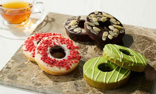 MIYABI’S バウムクーヘン「MIYABI'S バウムクーヘンデコバウム12個セット」3980円