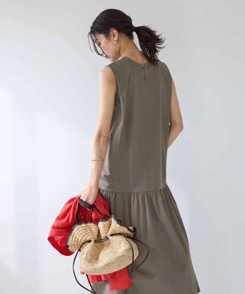 一枚で着てもキレイ目にみえる逸品」 【グリーンレーベル】“楽