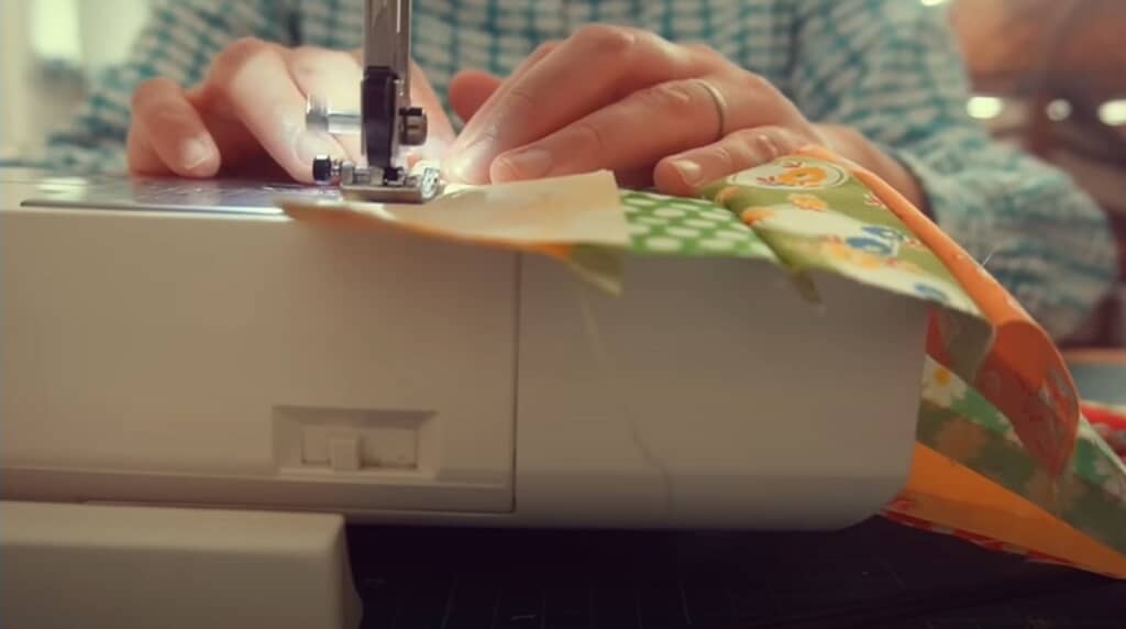 中表で縫っていきます