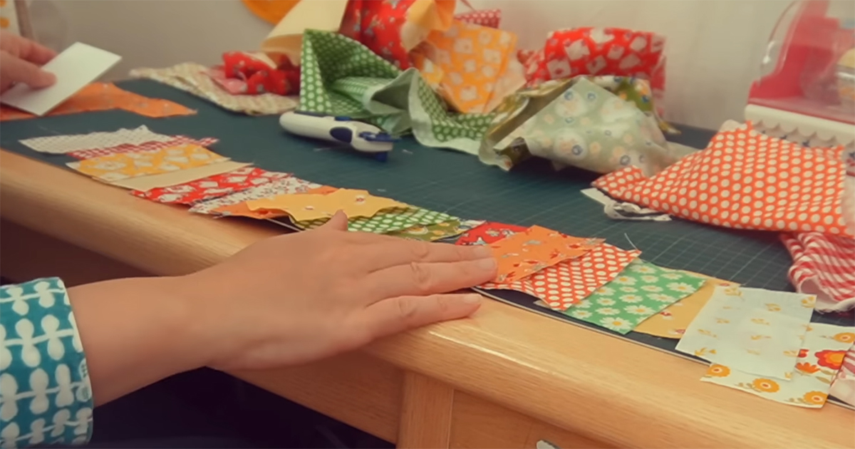 細長いハギレをつなぎ合わせて……　3児ママが長女に贈った“まさかのプレゼント”に「涙が出ました」「一生の宝物」（1/3） | ライフスタイル ねとらぼ