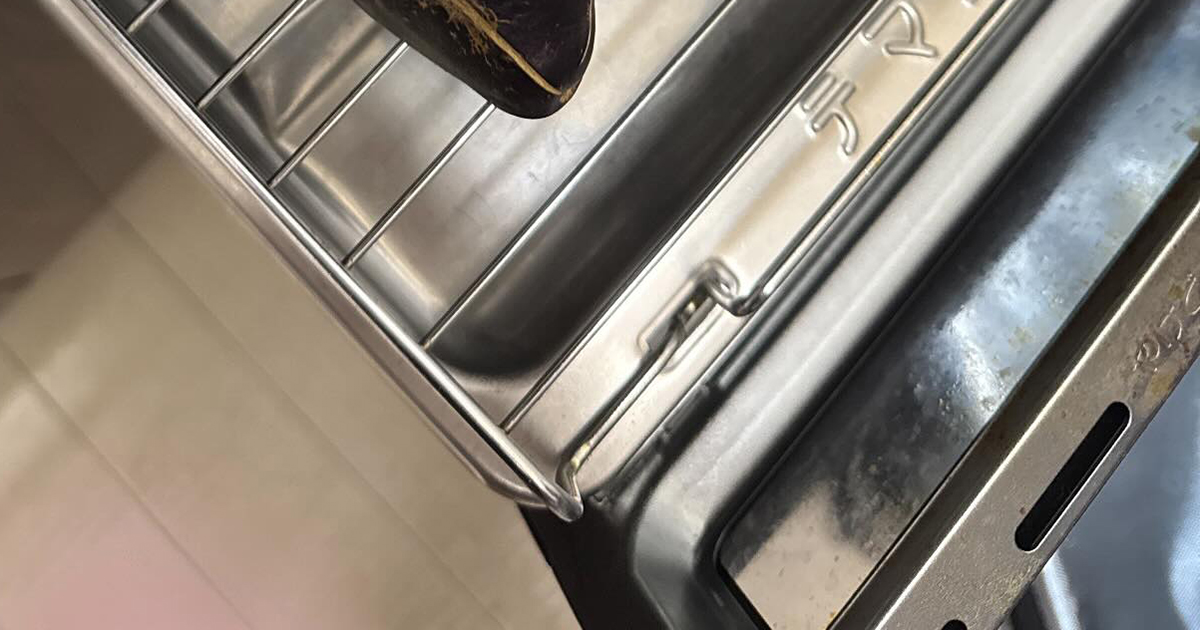 久々にグリルを開けたら……「え、え、こわい」　まさかの光景に38歳男性が絶句「イリュージョンか？」「毎年やってまう」（1/3） | ライフスタイル ねとらぼ