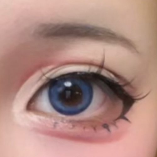 高校1年生になった現在のアイメイク写真