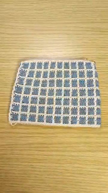 格子状の模様に！