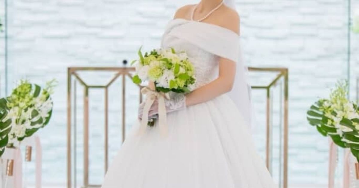 ママが結婚式で着たウエディングドレス→赤ちゃん用にリメイクしたら……　まさかの完成品に「手作りとは思えません！」「羨ましい」 | ライフスタイル ねとらぼ