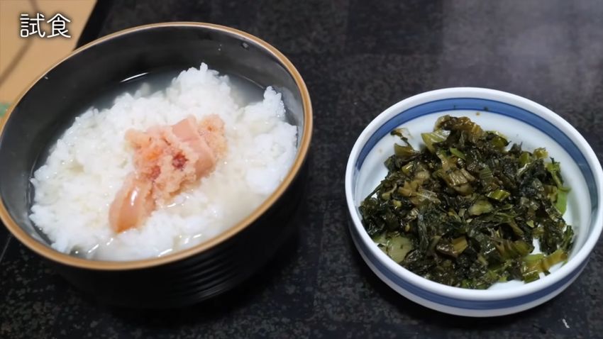 粗漬けした高菜とたらこ茶づけ