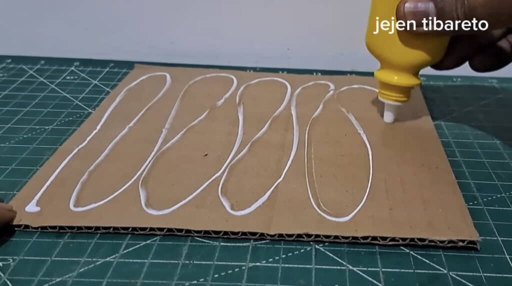 土台を作りはじめる