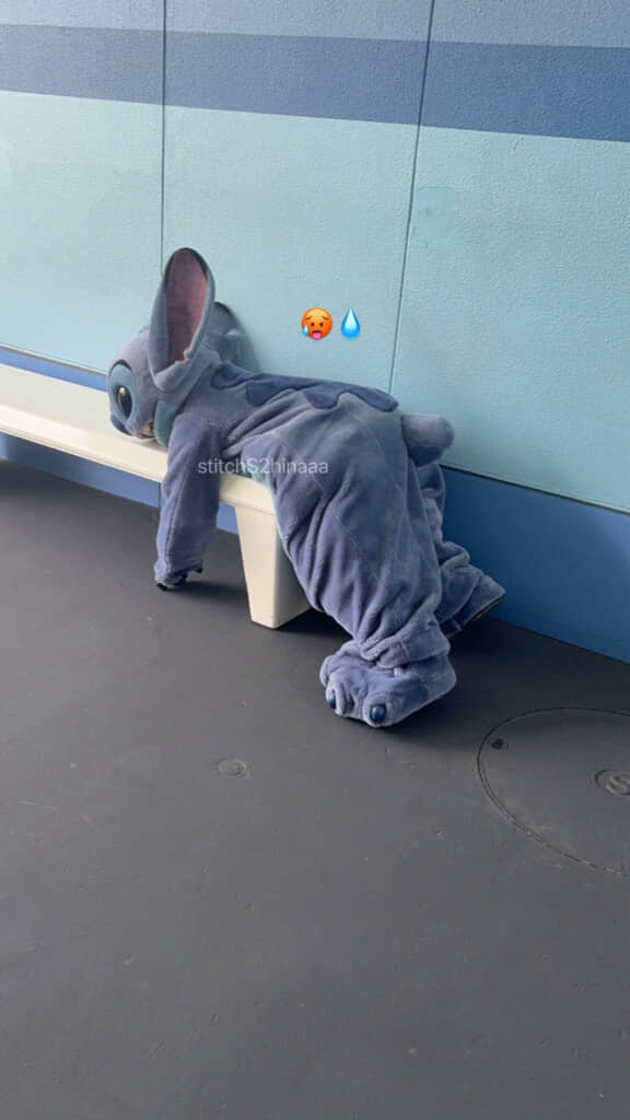 溶けてるスティッチ