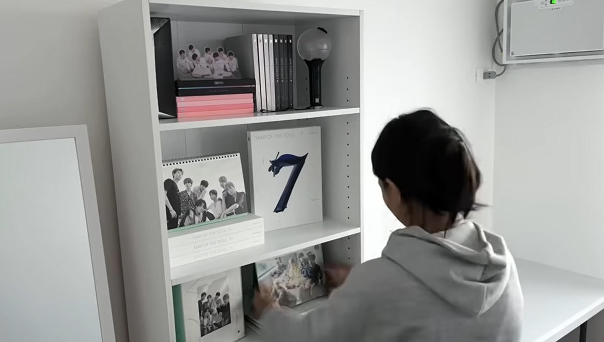 物が何もない“殺風景な部屋”→どんどん模様替えしていくと……　まさかの大変身に「夢の部屋」「すごくかわいい」（1/2） | 住まい ねとらぼ