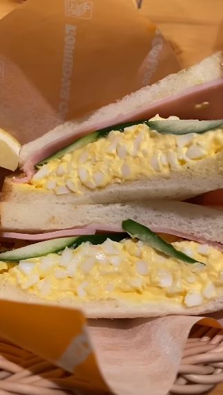 ぎっちり詰まった卵サンド