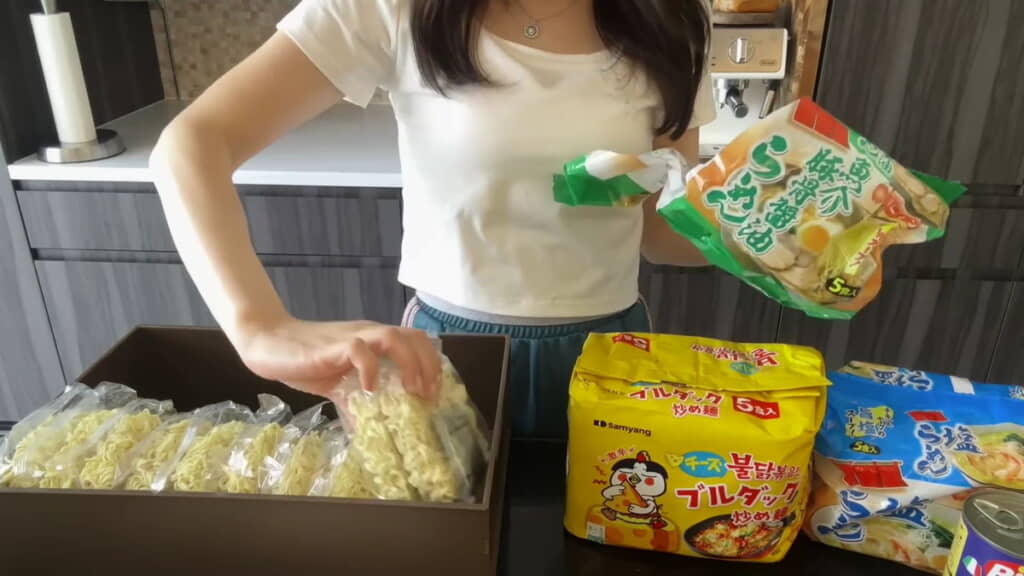 ラーメンも多めにストック