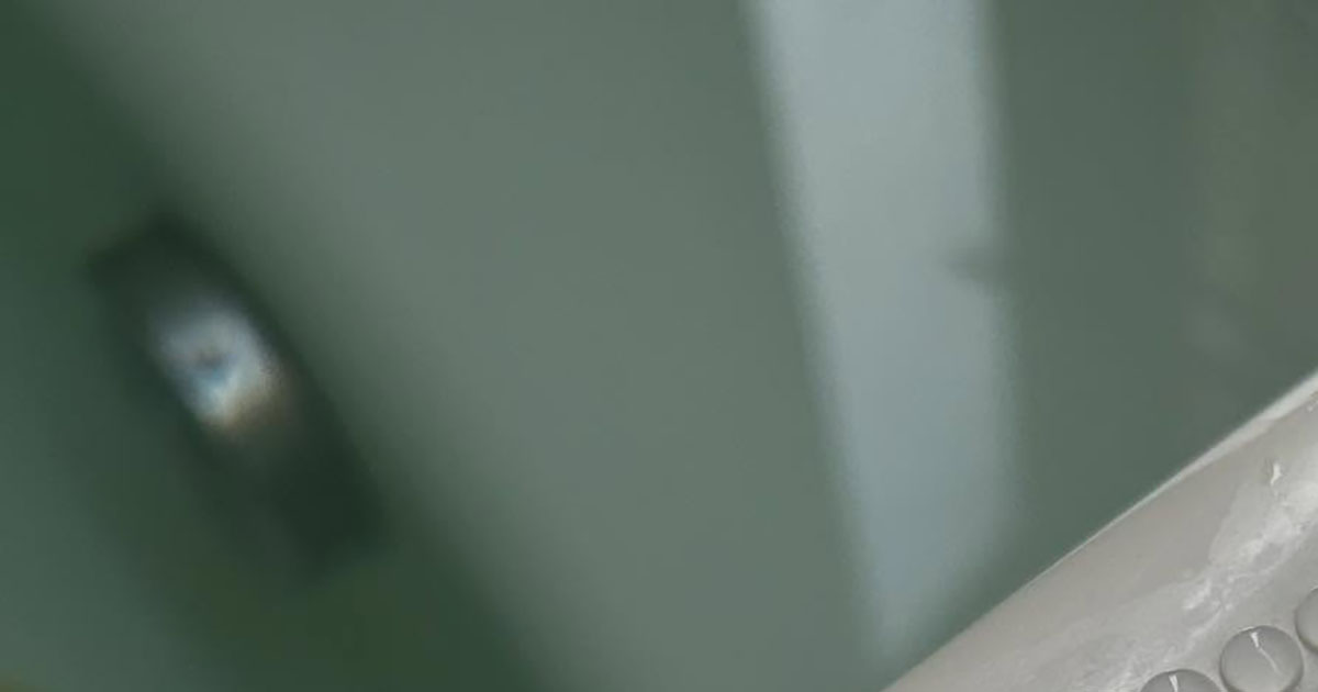 風呂上がりの娘「見に来て～」→ママが浴室で目撃した“まさかの光景”に「わー懐かしい」「うちの子もよくやります」（1/3） | 育児 ねとらぼ