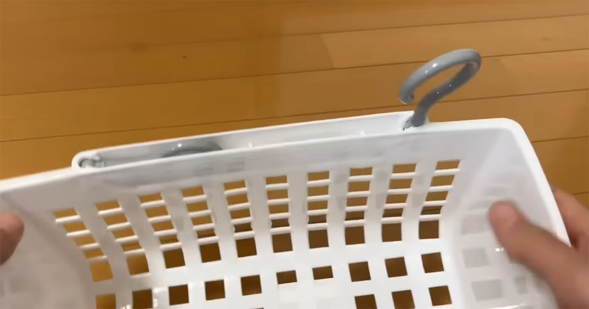 ダイソーで買った“よくある容器”→スボラ主婦の100均DIYでまさかの結末「これ良いですね！」「アイデアが参考になる」（1/3） | ライフスタイル ねとらぼ