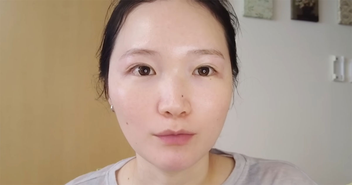 33歳女性が教える、“5歳若く見える”メイク術→年相応から褒められ顔に変身「声が出た」「まねしたいです」（1/3） | 美容 ねとらぼ