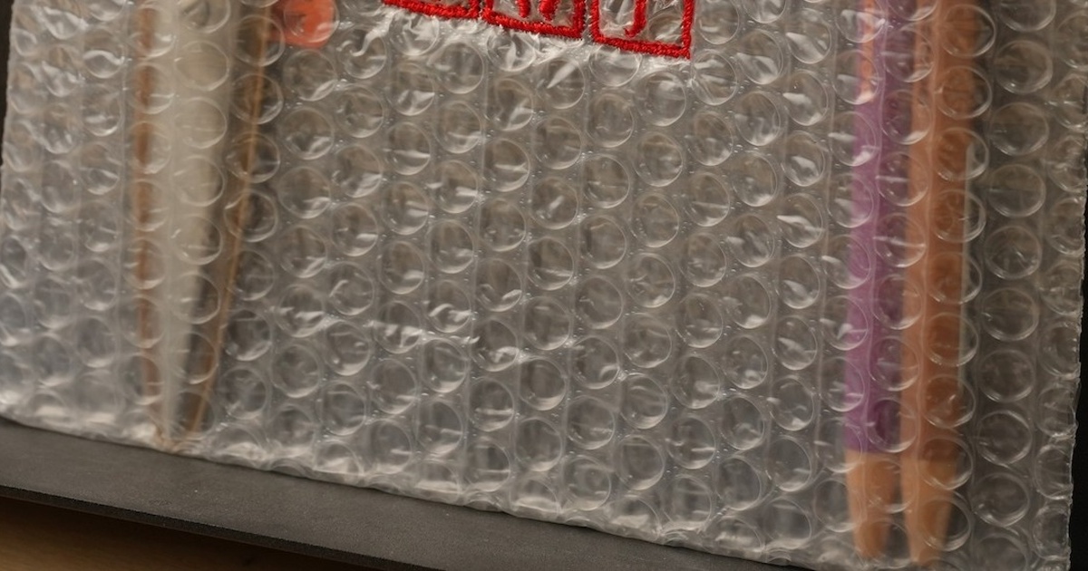 プチプチを“おまもり”としてかわいく加工すると……「天才すぎる」「守り神だもんな」　本当に御利益ありそうなビジュアルに反響（1/3） | ライフスタイル ねとらぼ