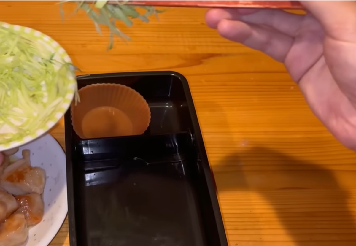 元15年引きこもりの兄が、受験生弟のために夜中に弁当を作ったら……　「そんなお兄さんが欲しかった」「ただただ凄いとしか言えない」（1/3） | グルメ ねとらぼ