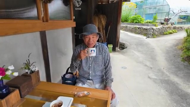 自家製の番茶で休憩