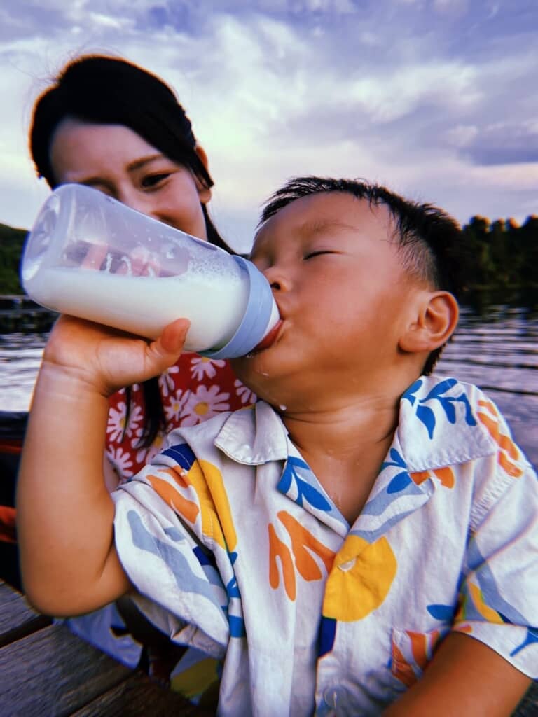 最高の夏を過ごす田舎暮らしの子どもたち