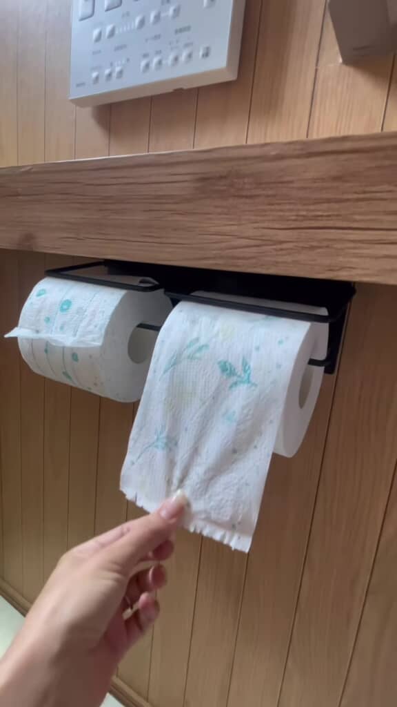 トイレDIY・新しいペーパーホルダー