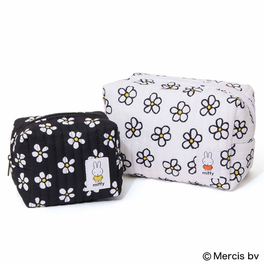 ミッフィーの花柄キルティングポーチ