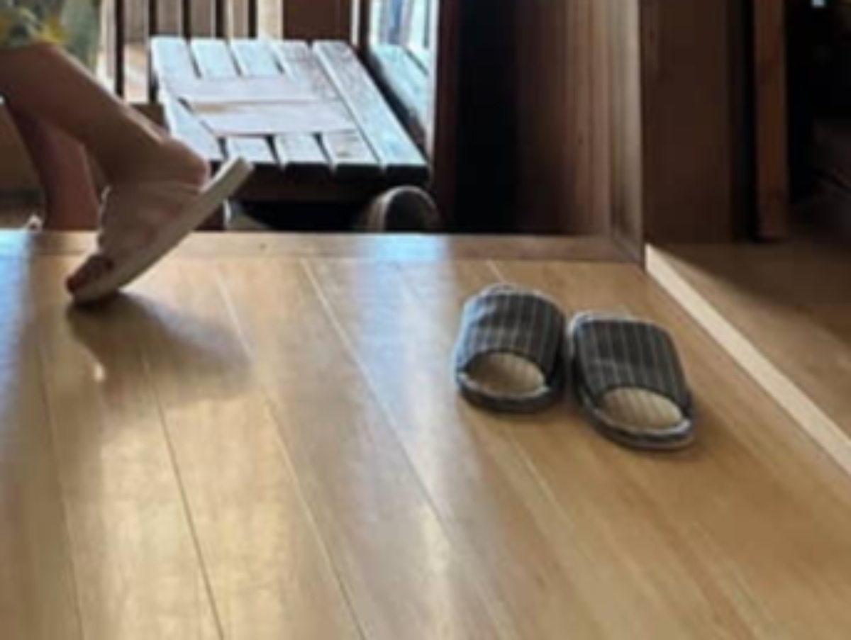 かつては仲が悪かった12歳差の両親、結婚37年目の姿を娘が撮影したら……　驚きの光景に「こ、これは!?」「こんな夫婦に憧れます」（1/3） | ライフスタイル ねとらぼ